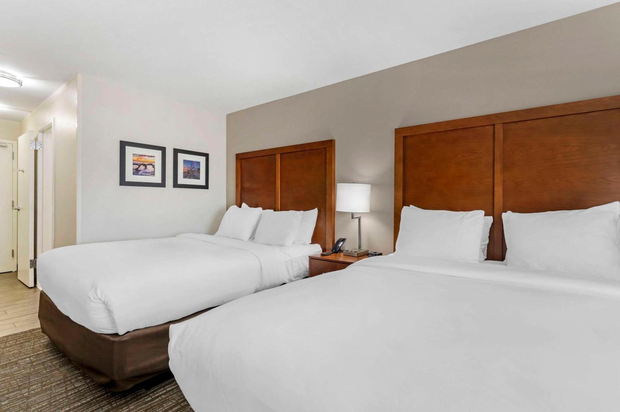 Comfort Inn & Suites Брунсуик Екстериор снимка