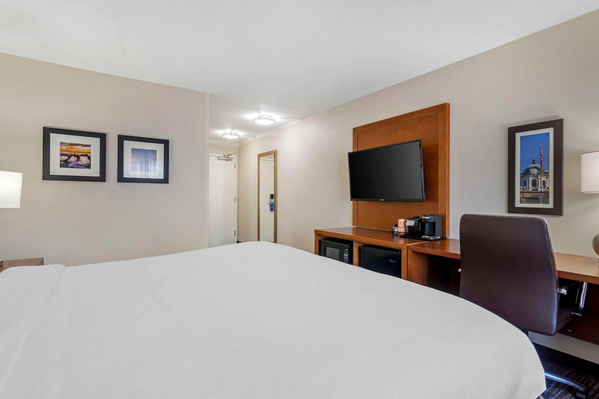 Comfort Inn & Suites Брунсуик Екстериор снимка