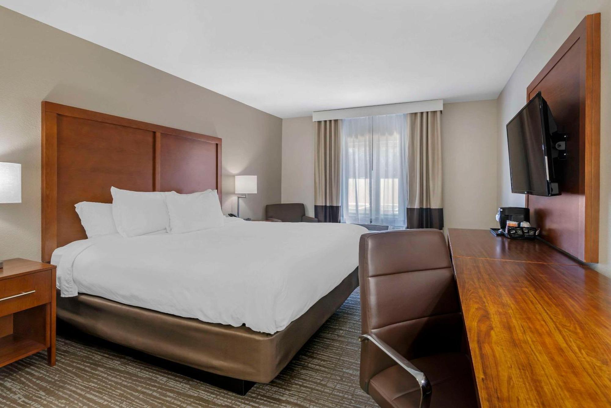 Comfort Inn & Suites Брунсуик Екстериор снимка