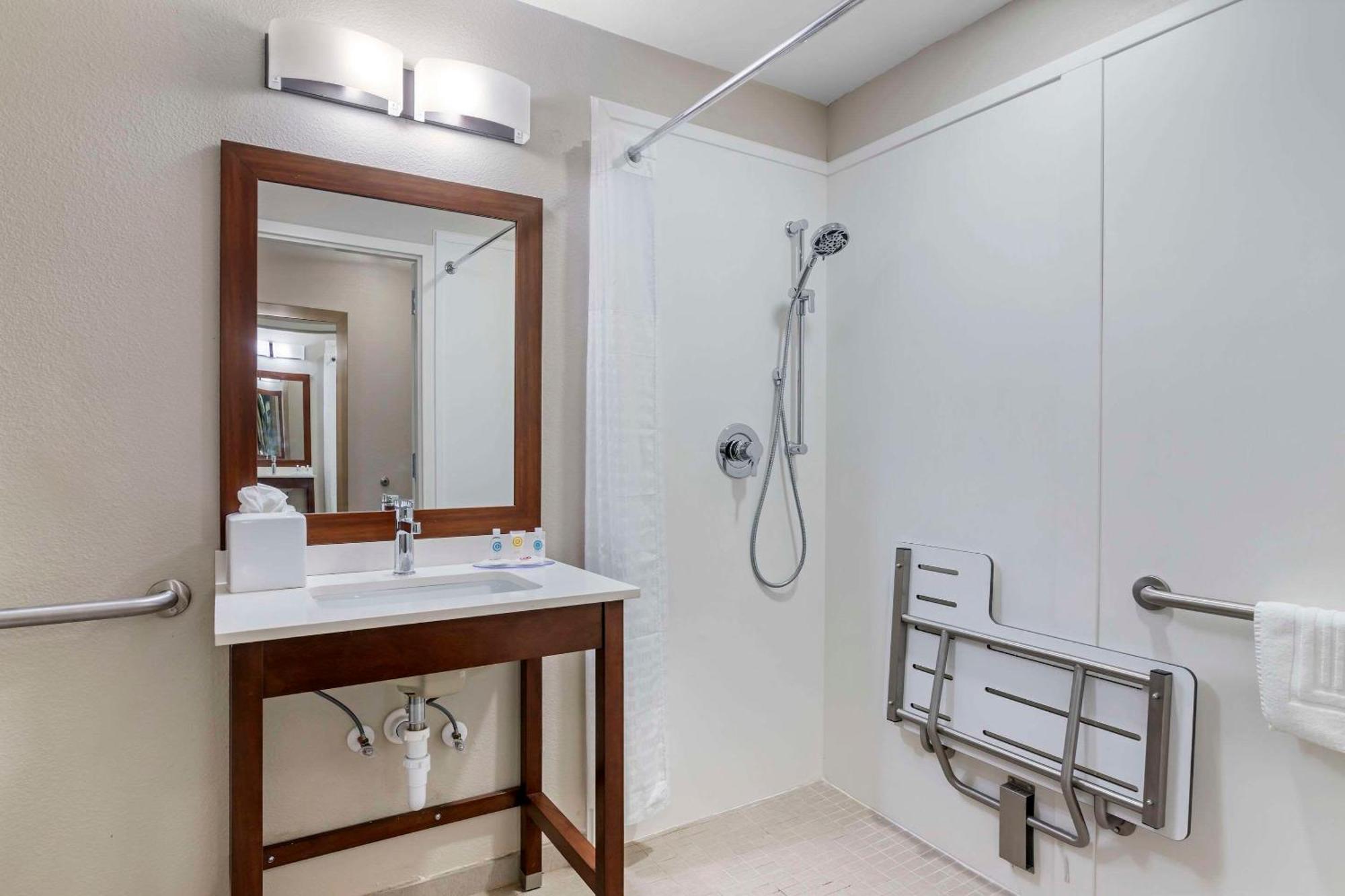 Comfort Inn & Suites Брунсуик Екстериор снимка